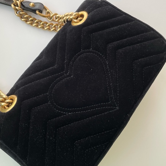 **SOLD**Gucci Velvet Matelasse Mini GG Marmont Shoulder Crossbody Bag Black - Picture 11 of 16